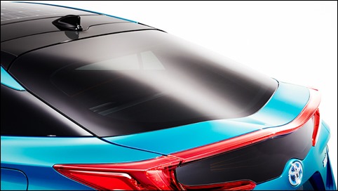2-prius-phv-design-back
